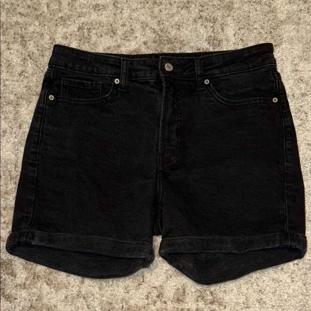 Old Navy Black Jean Shorts with Cuffed Hem